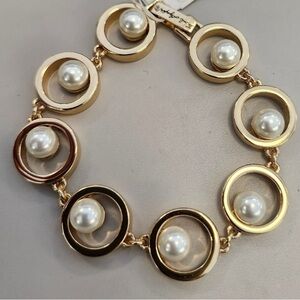 Karl Lagerfeld Gold and Pearl Circle Bracelet NWOT